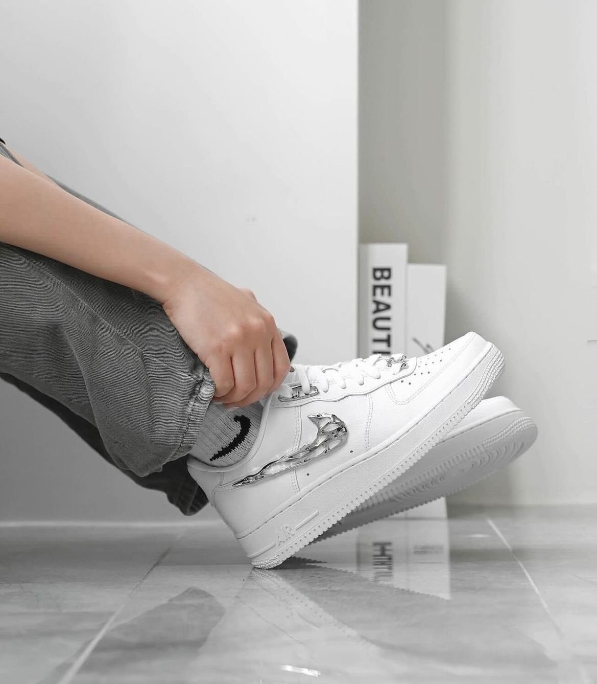 Nike Airforce 1 prm - Image 3