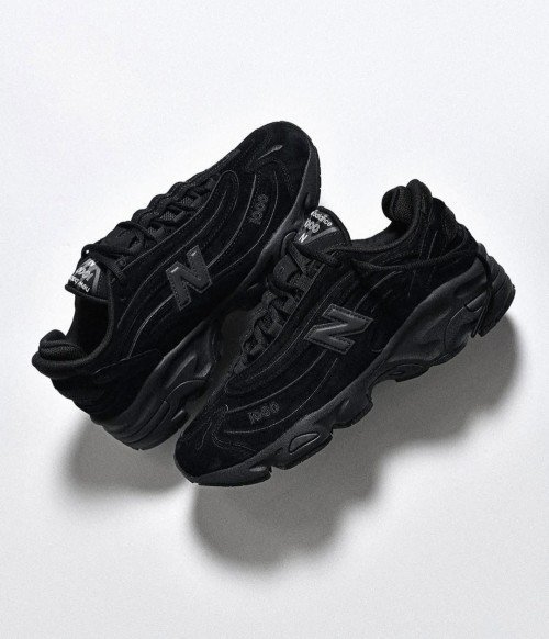 New Balance 1000 Black Cat