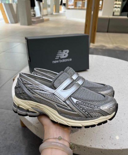 New Balance 1906 Loafer - Image 3