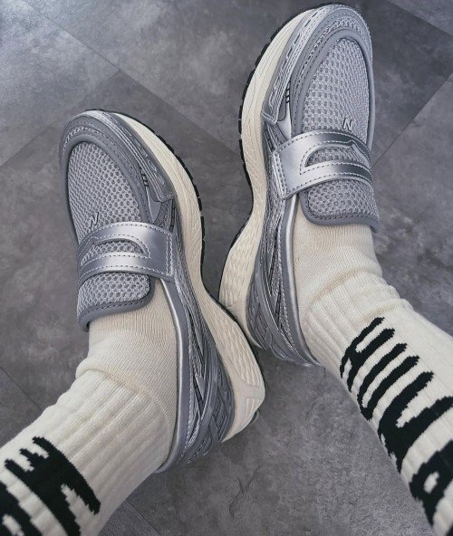 New Balance 1906 Loafer - Image 2