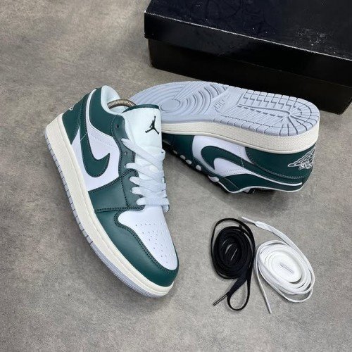 Air Jordan 1 Low Oxidised Green - Image 5