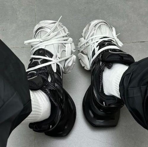 Adidass Xlg Runner Deluxe White Black - Image 4