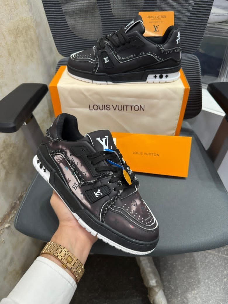 _*Louis Vuitton LV Civilist Trainer 2025 ( With All Accessories )*_ - Image 4