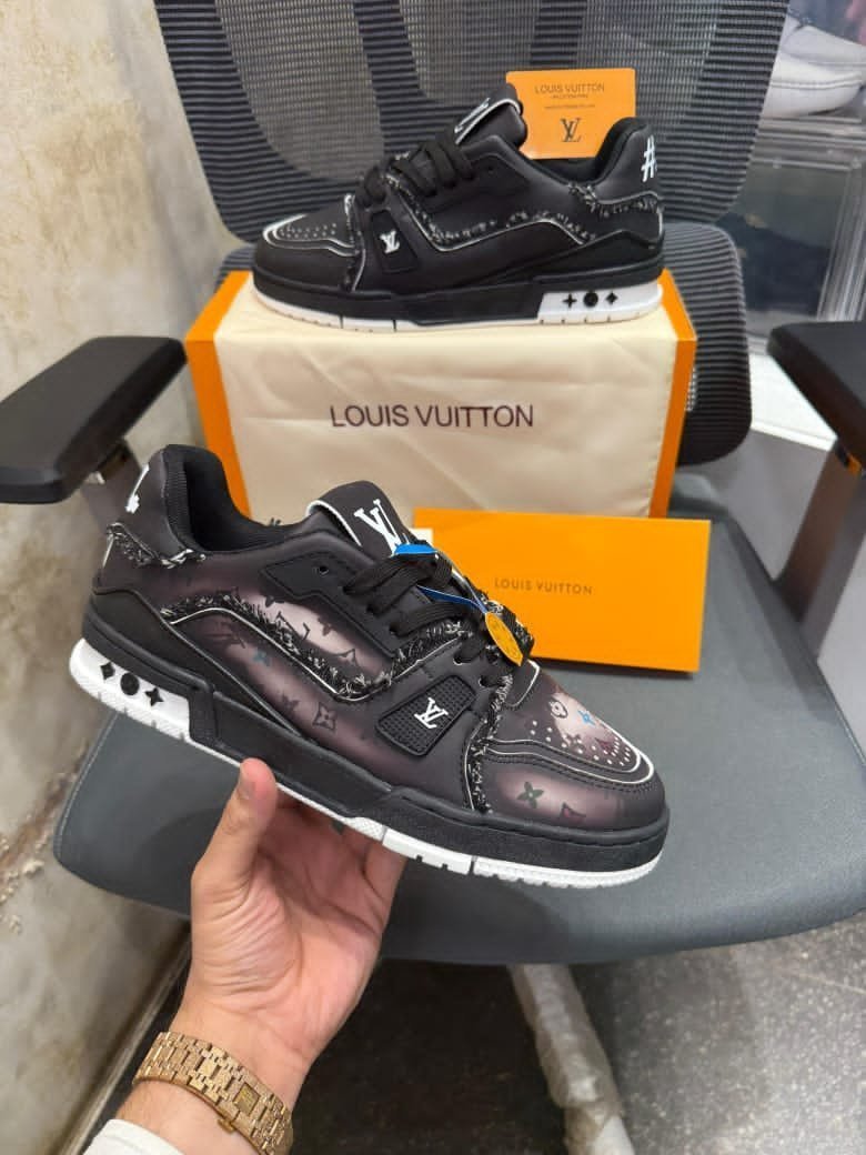 _*Louis Vuitton LV Civilist Trainer 2025 ( With All Accessories )*_ - Image 3