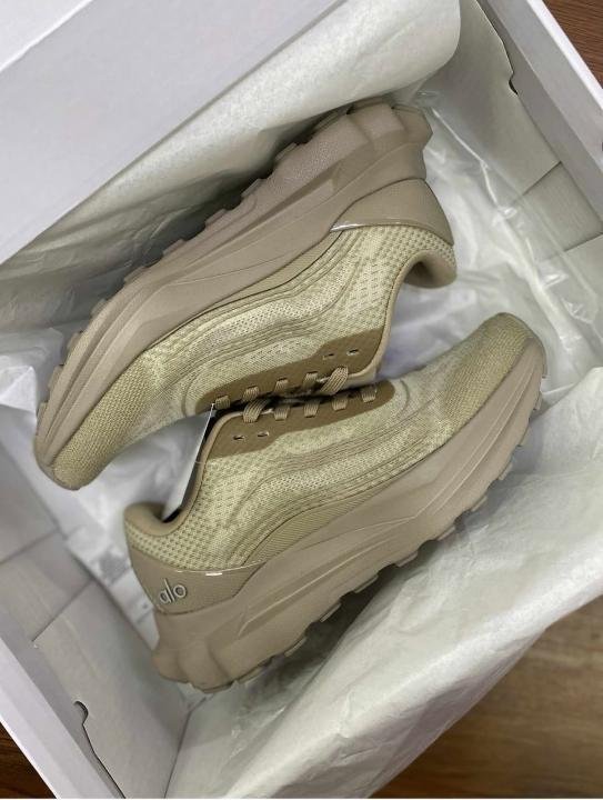 Alo Runner Gravel sand - Image 4