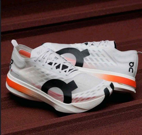 ON RUNNING CLOUD BOOM WHITE ORANGE - Image 2