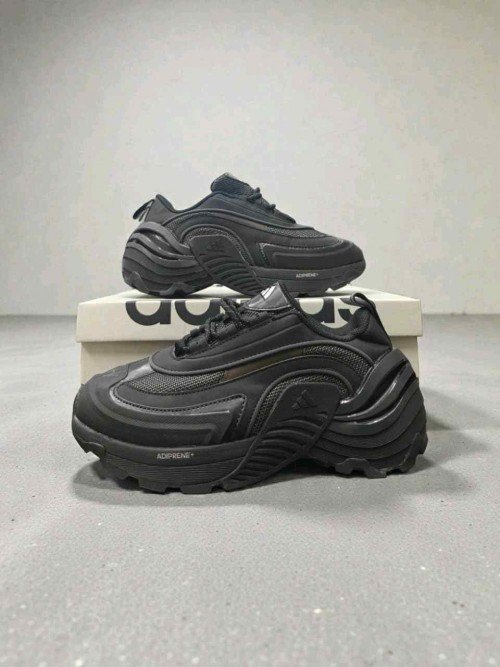 adidass Wonder Runner All Black - Image 4