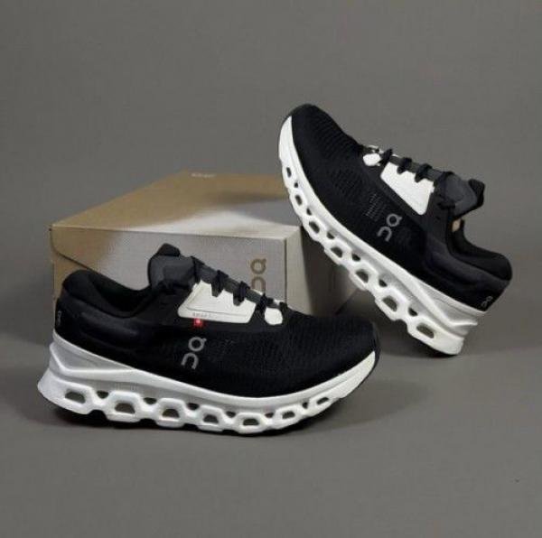 On Running CloudStatus 3 Black - Image 5