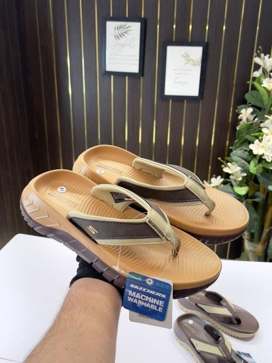 _Skechers_go_recover_premium_slipper_beige