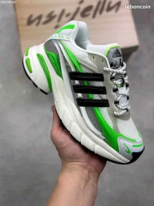 Pharrelll Williamss X adida_ss adistar jellyfish virginia green