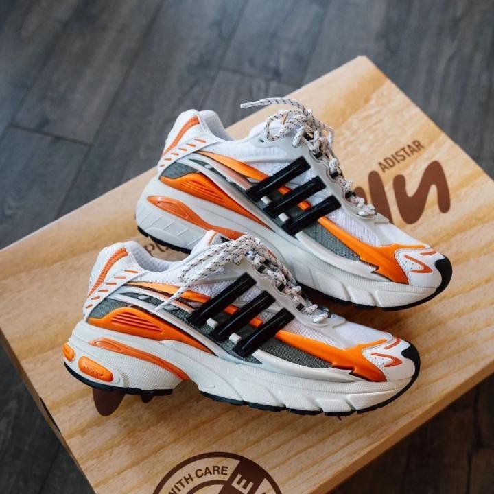Pharrelll Williamss X Adida_ss Adistar Jellyfish Black Orange With Blue Box - Image 5