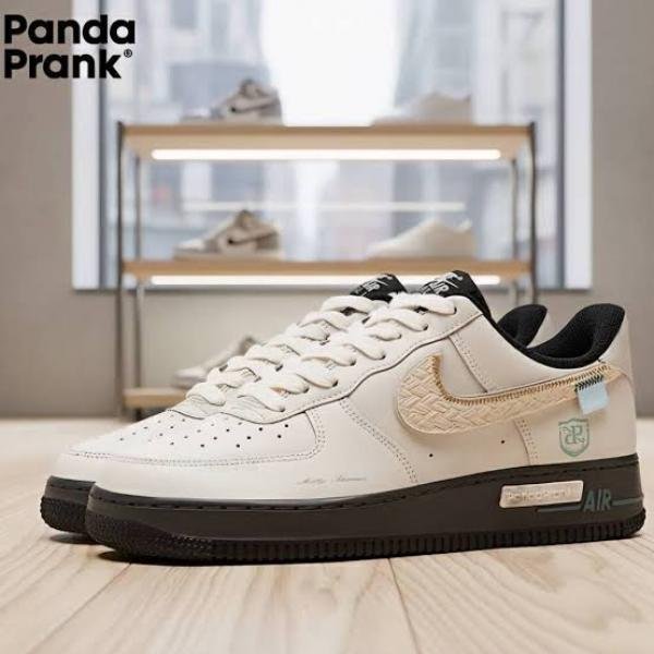 nik-e-airforce-1-panda-prank-x-merry-christmas