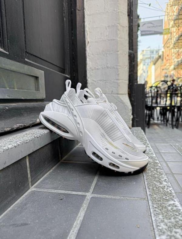 Nik.e Air Max Craze WhiteMetallic Gold - Image 6