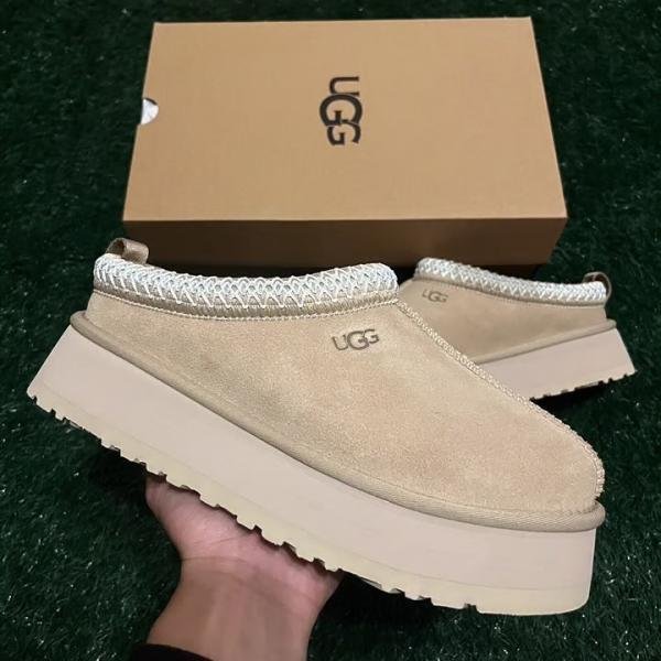 UGG W Tasman Beige Suede Slipper For Her - Image 2