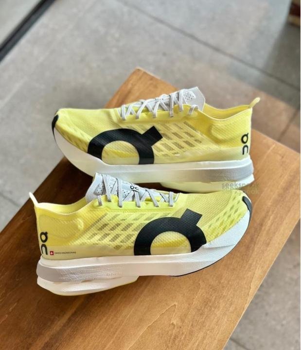 ON CLOUDBOOM STRIKE LIMELIGHT - Image 6