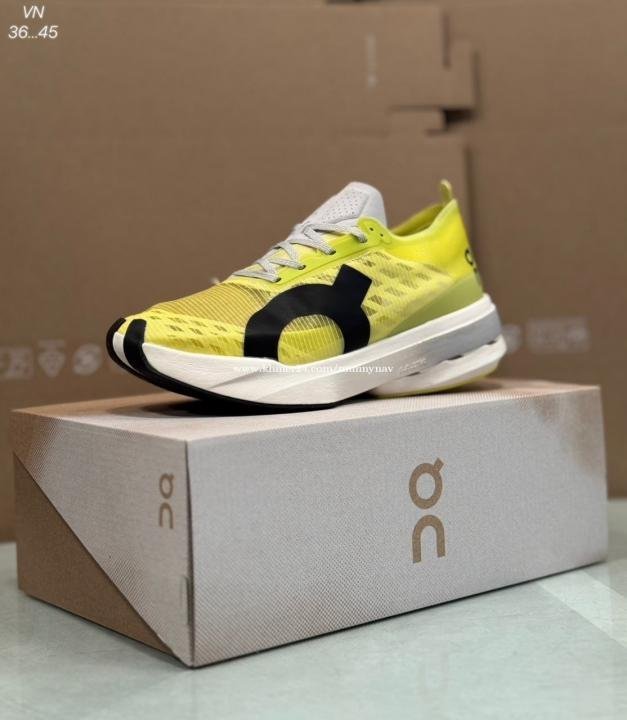 ON CLOUDBOOM STRIKE LIMELIGHT - Image 5