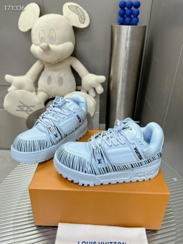 Louiss Vuitton x Park Seo Bo Trainer Maxi Sneaker - Image 8