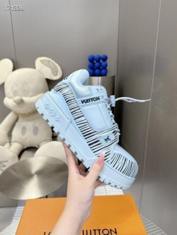 Louiss Vuitton x Park Seo Bo Trainer Maxi Sneaker - Image 3