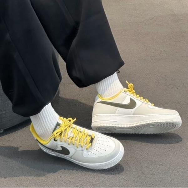 Ni kE air force 1 07 premium light bone 1st leather - Image 3