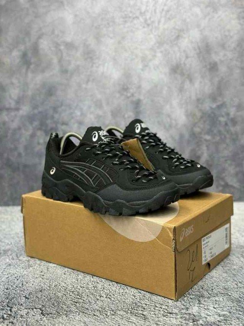 Asicss Gel-Pickax Black - Image 3