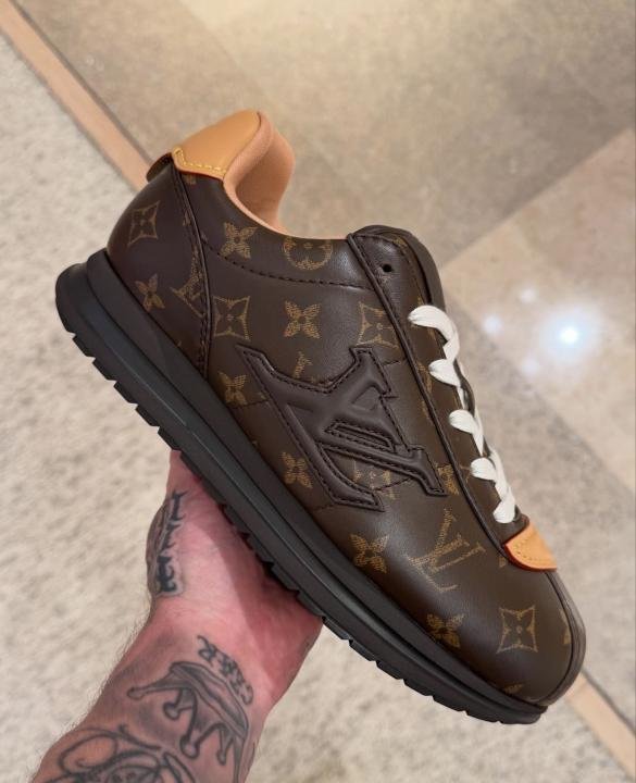 LOUIS VUITTO_N BUTTERSOFT BROWN PREMIUM SNEAKER