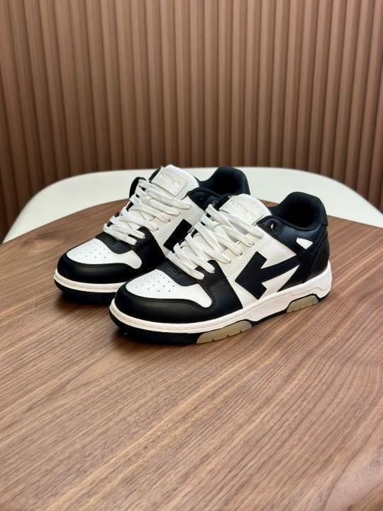 Off-White Out Of Office Low top WhiteBlack Sneaker - Image 3