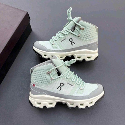 On Running CloudRock Mid WP Mineral Aloe 945 - Image 2