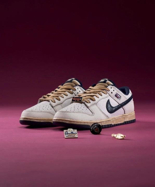 NIK_E THE STRANGER THINGS X SB DUNK LOW FIX - Image 5