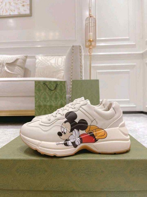Guccii. Disney x Mickey Mouse Rhyton Sneakers Cream Leather - Image 4