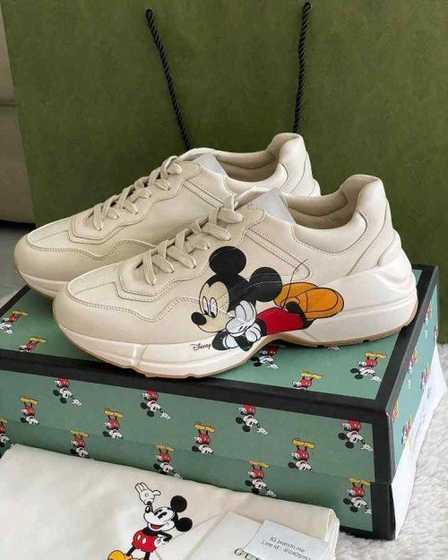 Guccii. Disney x Mickey Mouse Rhyton Sneakers Cream Leather - Image 5