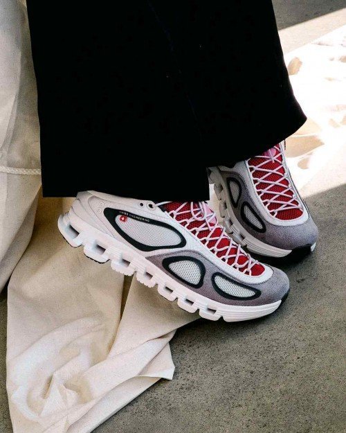 On Running Cloud X FKA Twigs Lily 5022 - Image 6