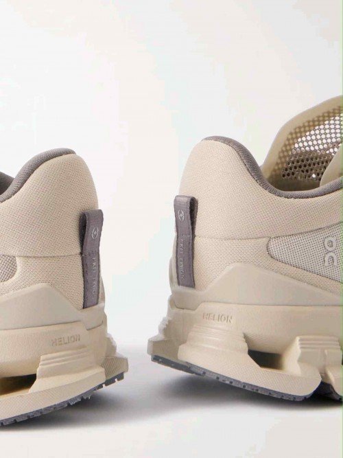 ON Cloud X FKA Twigs Desert Mesh 5021 - Image 3