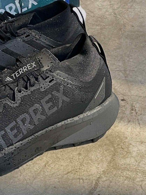 Adidass TERREX Agravic GORE-TEX Trailrunning All Black 5020 - Image 8
