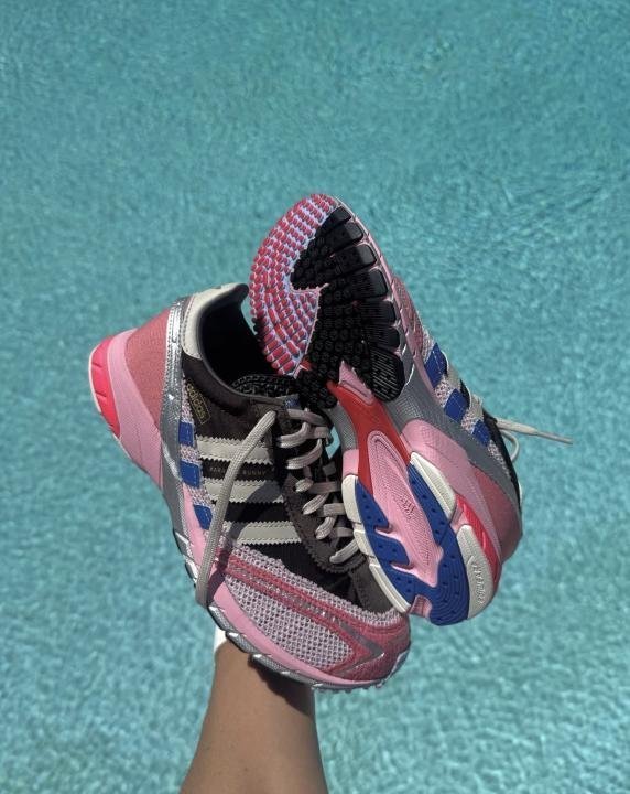 Bad bunny x adida s para adizero SL72 brown clear pink - Image 4