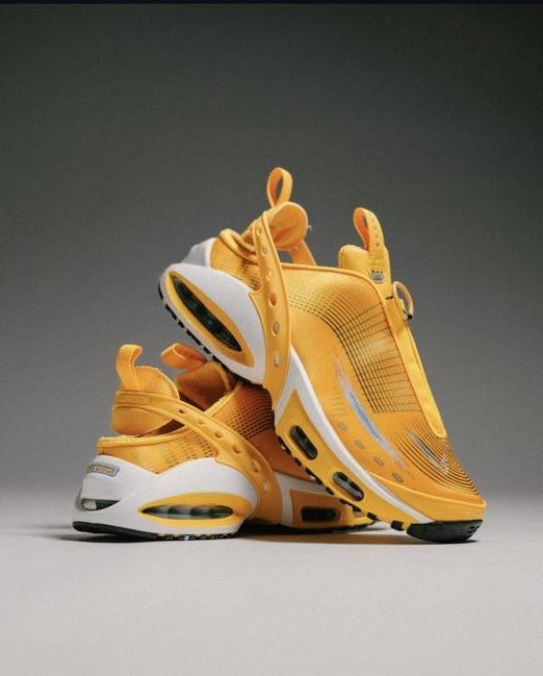 Nik.e AirMax Craze Laser Orange - Image 3