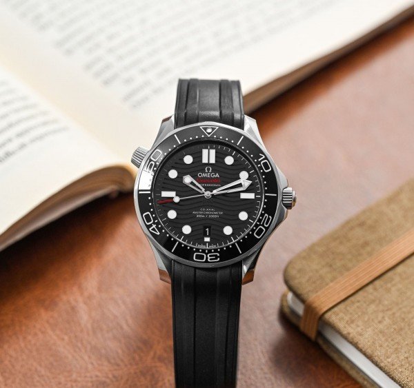 Omeg_a Seamaster Diver 300 Automatic - Image 3