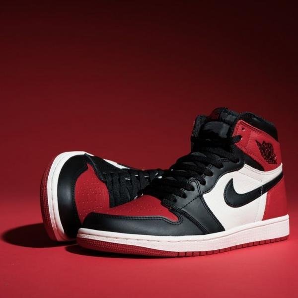 Air Jordan 1 Retro High OG Bred Toe Red TOP BATCH UA - Image 4