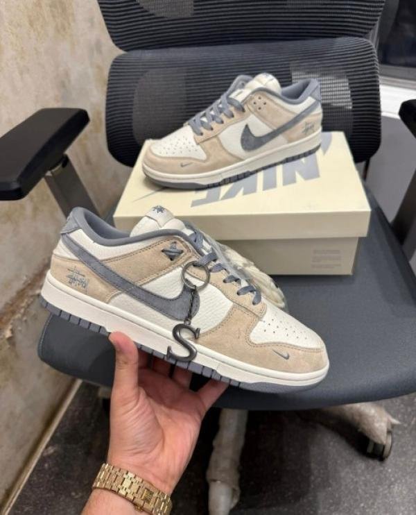 dunk low x stusy rice white carbon 384  TOP BATCH UA - Image 4