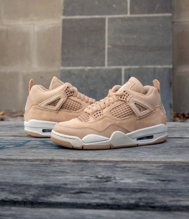 NIKE AIR JORDAN 4 COZY GIRL TOP BATCH UA - Image 3