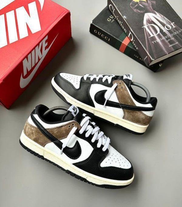 NIKE SB DUNK LOW DARK MOCHA TOP BATCH UA - Image 4