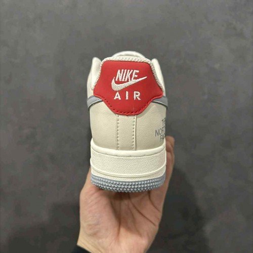 NIKE AIR FORCE 107 LOW NORTTH FACE TOP BATCH UA - Image 5