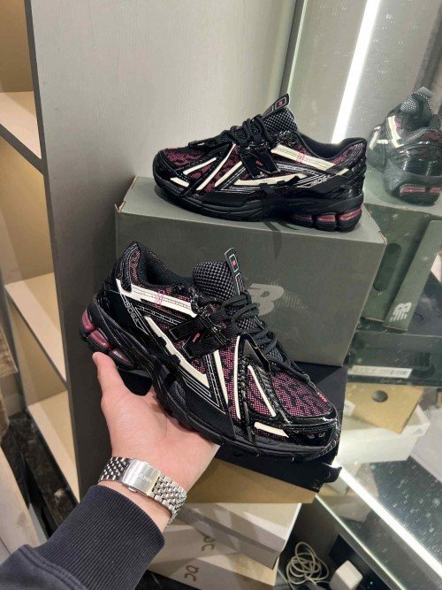 New Balance 1906A Dragon Berry TOP BATCH UA - Image 2