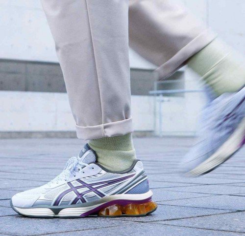 Asicss Mens GEL-KINETIC FLUENT White 446 TOP BATCH UA - Image 3