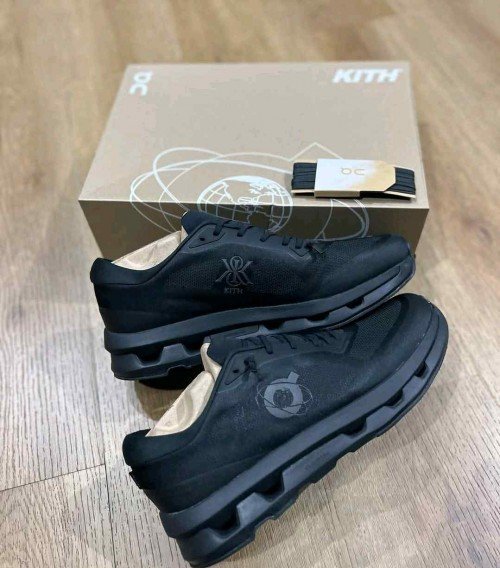 On Running x Kith Cloudzone Triple Black TOP BATCH UA - Image 4