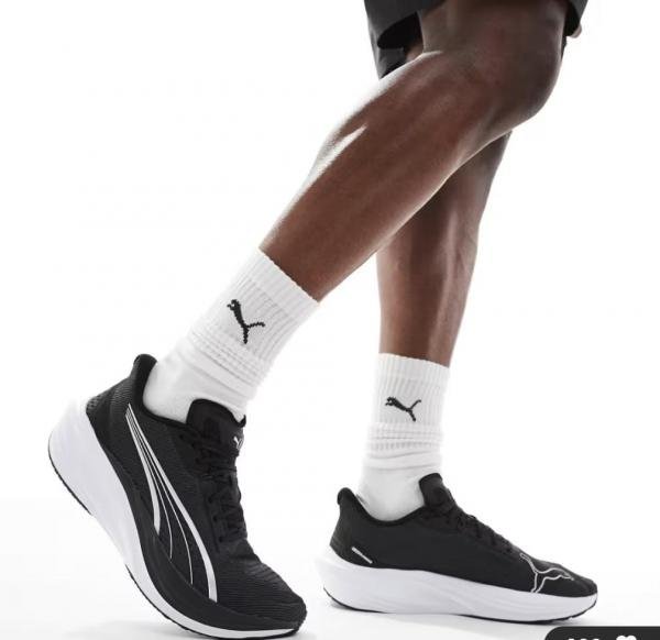 Puma Darter Pro trainers in black TOP BATCH UA - Image 4