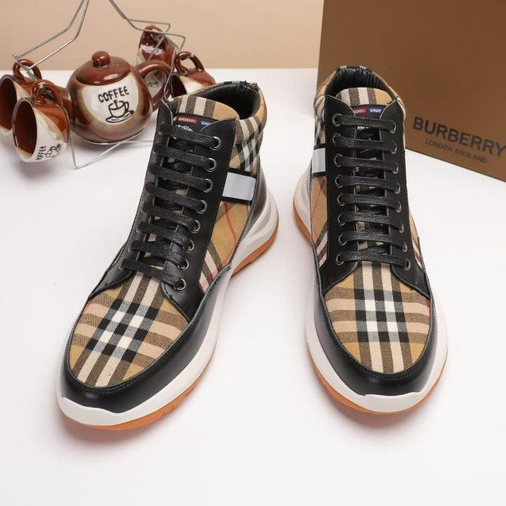 BURBERRY IMPORTED PREMIUM SNEAKER TOP BATCH UA - Image 5
