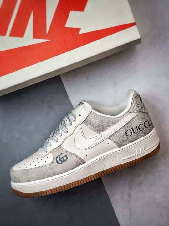 NIKE AIRFORCE 1 LOW X GUCCI WHITEGREY TOP BATCH UA - Image 3