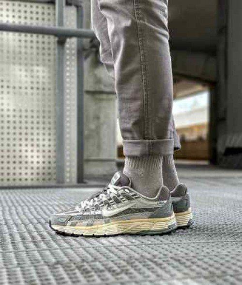 Nike P-6000 Flat Pewte TOP BATCH UA - Image 2