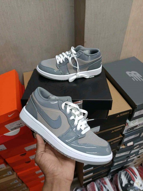 Air Jordan 1 Low SE Medium Grey Cool Grey White 468 TOP BATCH UA - Image 3