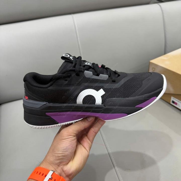 On Running Roger Pro Fire Black Pink TOP BATCH UA - Image 3